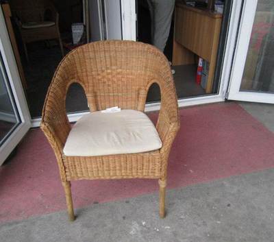 藤椅2個新 用一年-沈陽藤椅